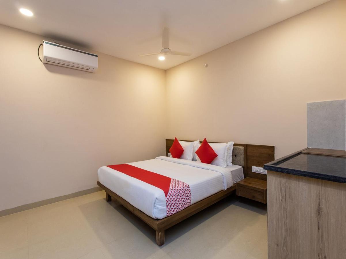 Oyo 72937 Hotel Tyagraj Agra  Zewnętrze zdjęcie