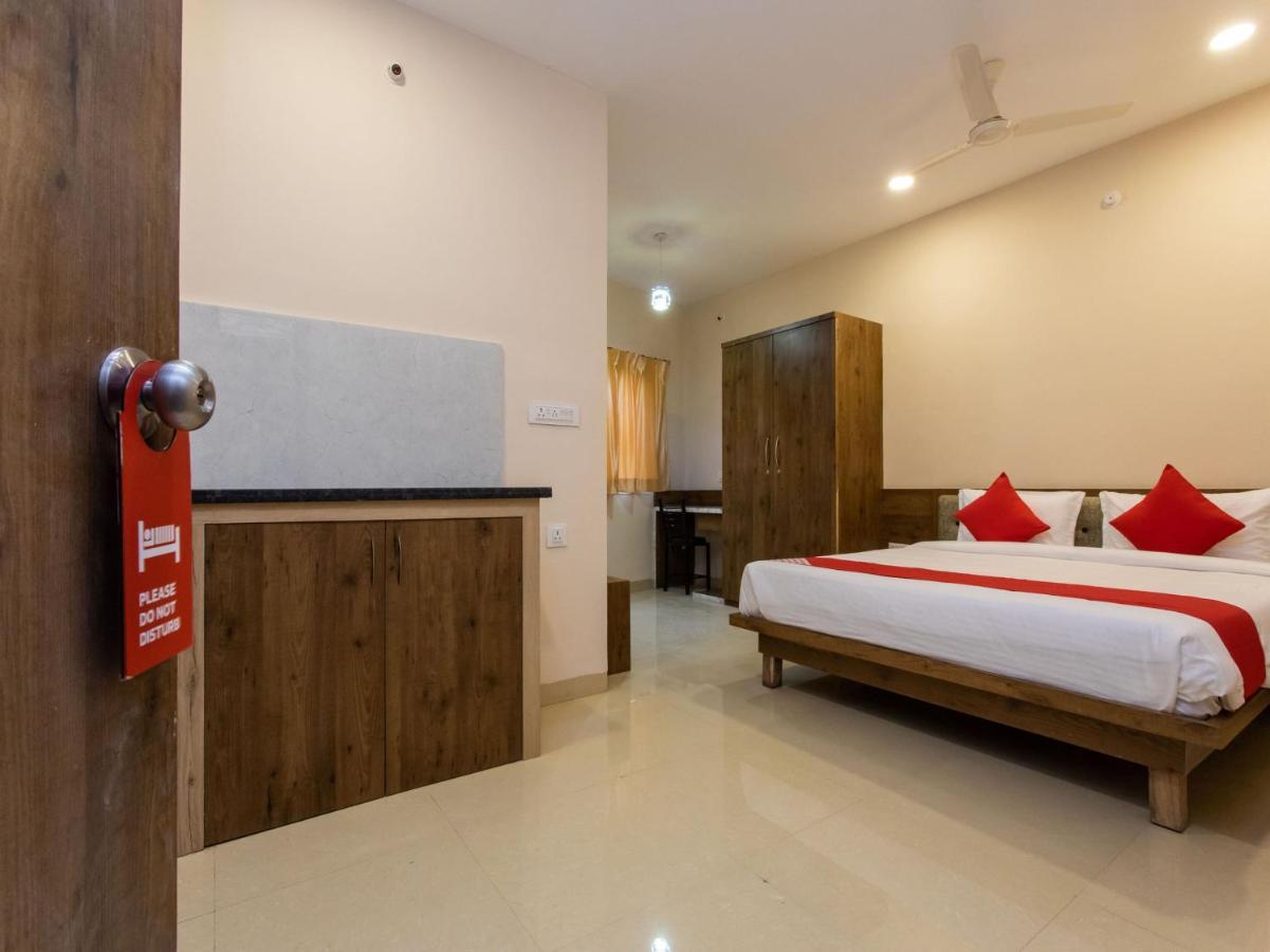 Oyo 72937 Hotel Tyagraj Agra  Zewnętrze zdjęcie