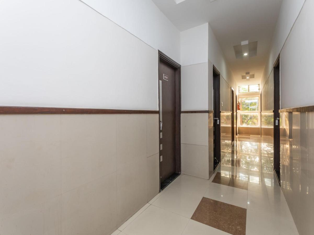 Oyo 72937 Hotel Tyagraj Agra  Zewnętrze zdjęcie